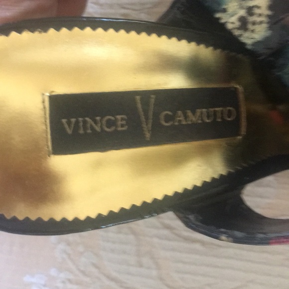 Vince Camuto heels - Picture 3 of 6